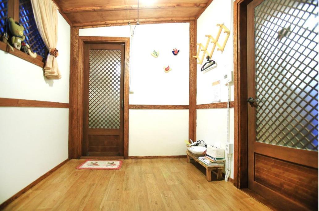 Mongyouhwawon Guesthouse Csondzsu Kültér fotó