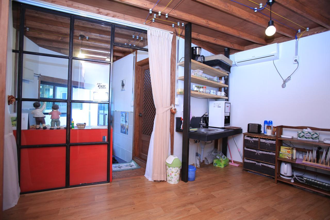 Mongyouhwawon Guesthouse Csondzsu Kültér fotó